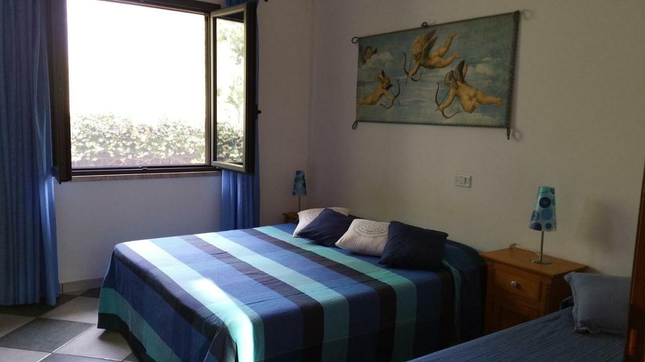 A Villa Ada B&B Арбореа Екстериор снимка